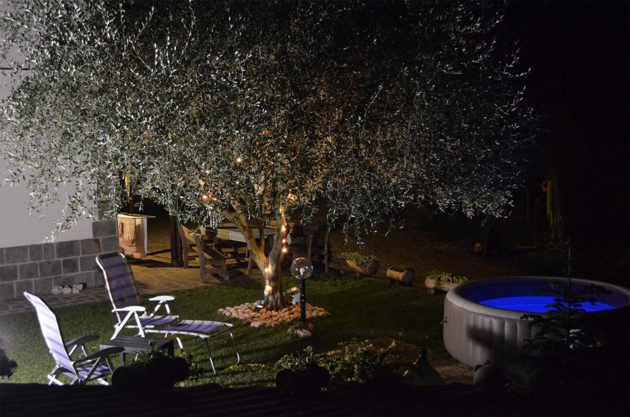 Bed and Breakfast Ca Ulivi Ala Exterior foto
